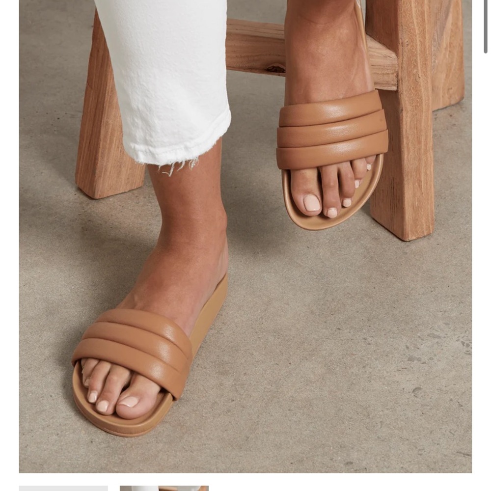 BEATRICE VALENZUELA CLASSIC SANDALIA - SAND